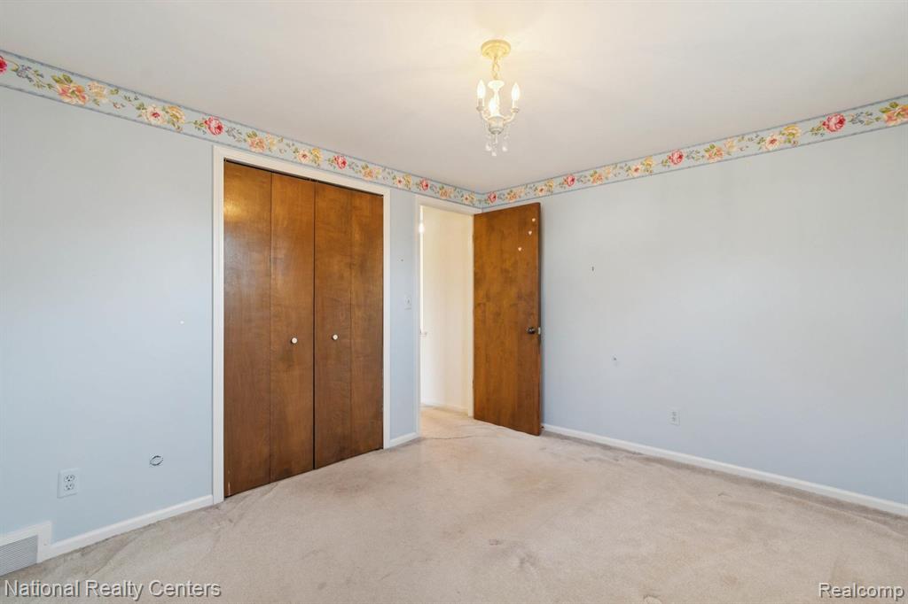 5621 Eastman Boulevard, West Bloomfield, MI 48323 — Photo 33