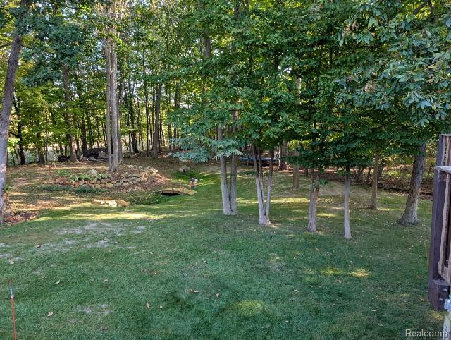 13757 Bridgewater Court, South Lyon, MI 48178 — Photo 7