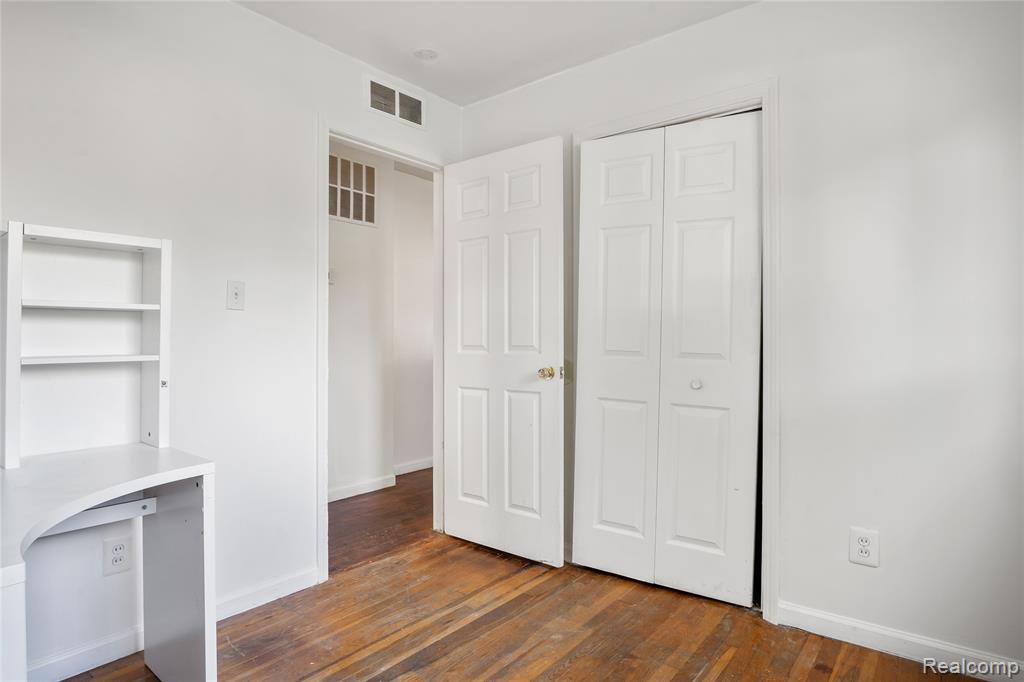 1369 Candlewood Lane, Ypsilanti, MI 48198 — Photo 11