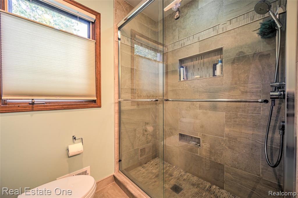 753 Medinah Drive, Rochester Hills, MI 48309 — Photo 21
