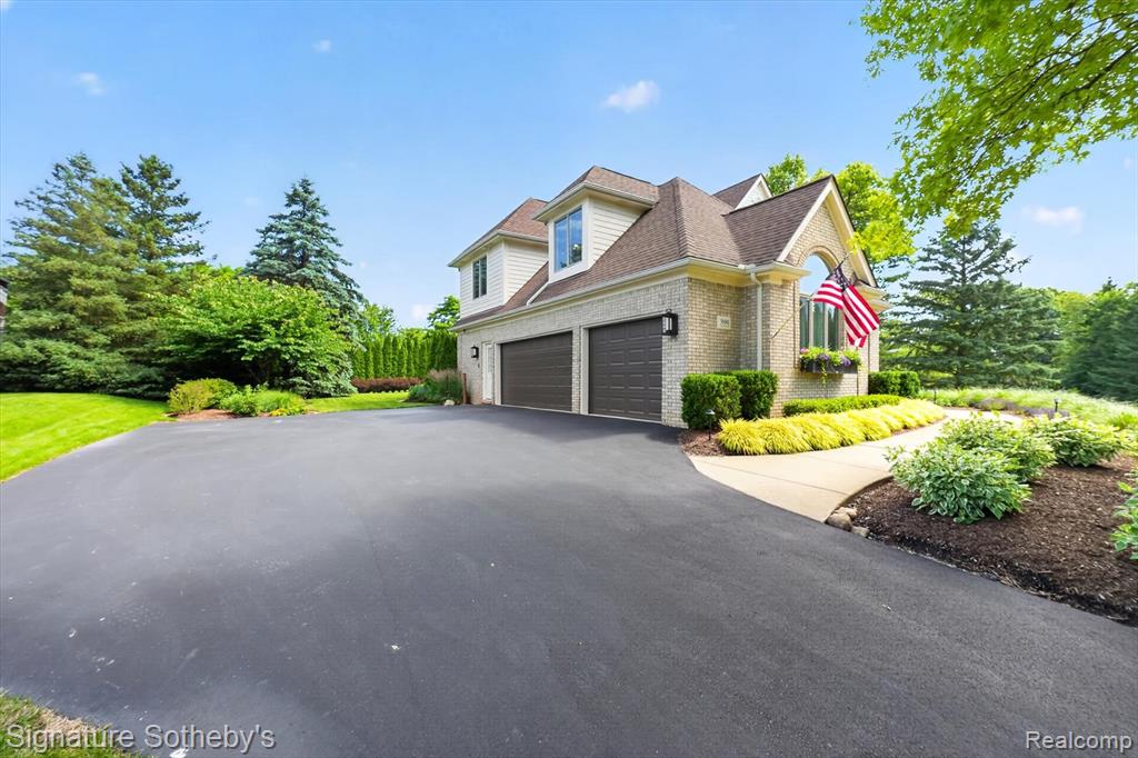 9880 Boulder Court, Davisburg, MI 48350 — Photo 56