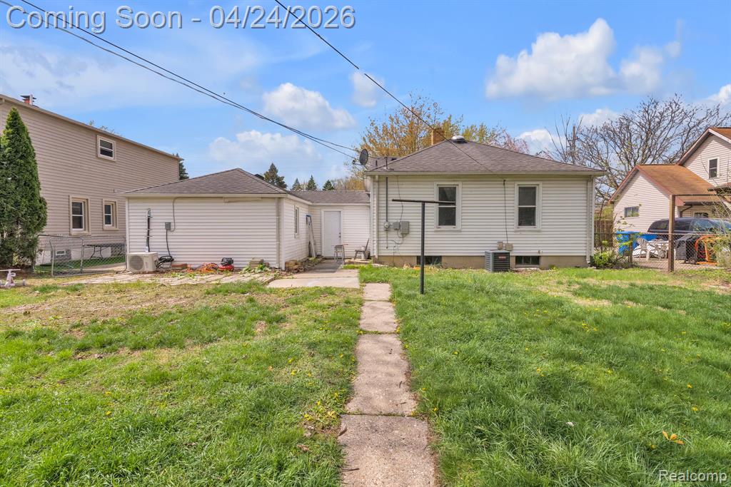 6964 Nightingale Street, Dearborn Heights, MI 48127 — Photo 43
