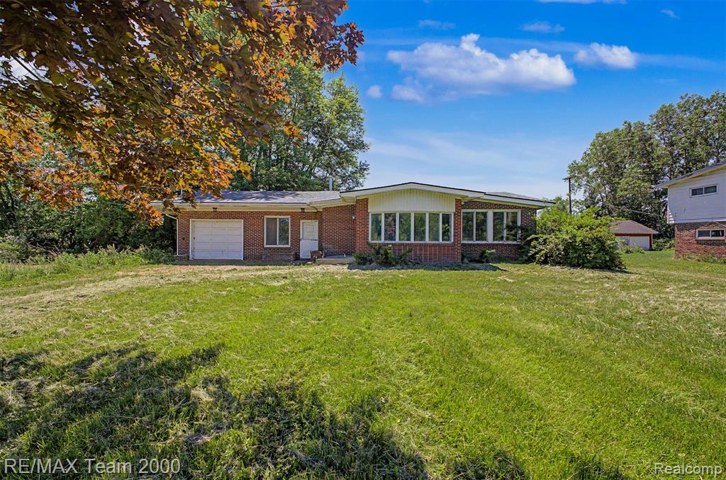 2145 Oakville Waltz Road, Ash, MI 48164