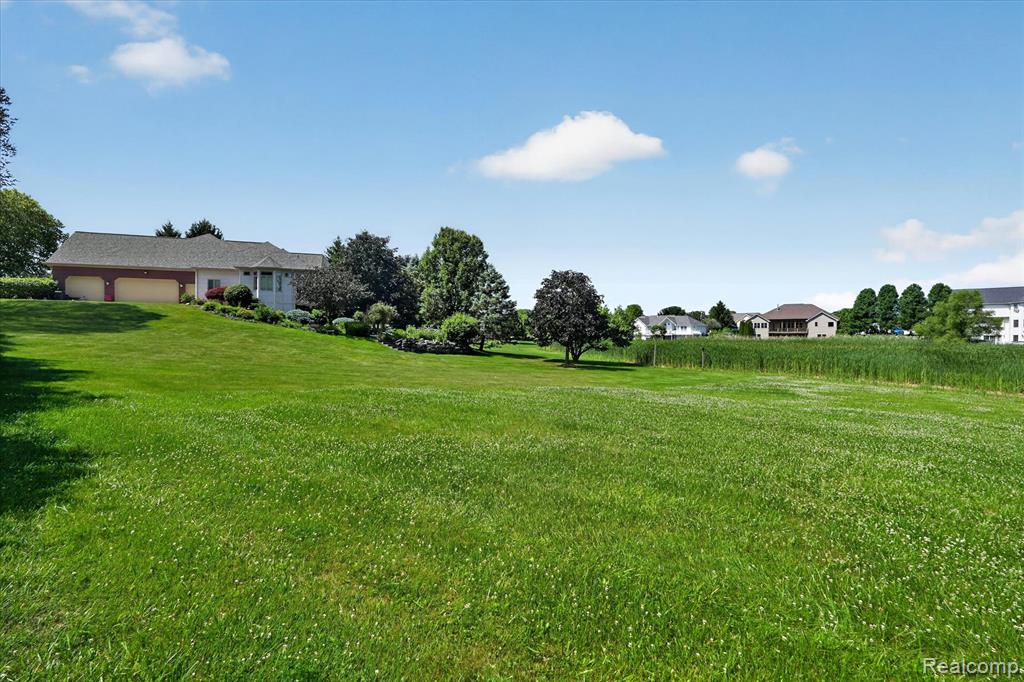 2212 Lily Court, Davison, MI 48423 — Photo 74