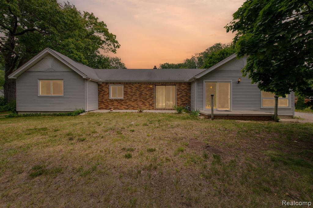 19227 Gudith Road, Trenton, MI 48183 — Photo 2