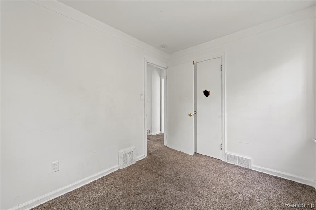 20014 Southfield Road, Detroit, MI 48235 — Photo 8