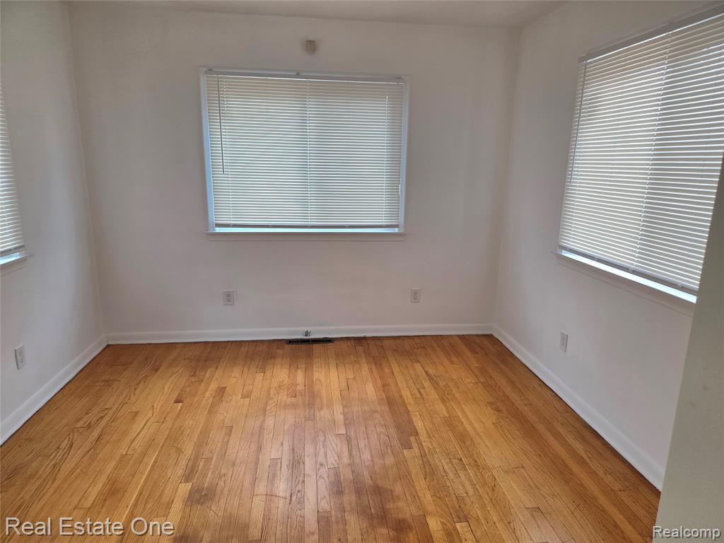 8042 Hartwell Street, Detroit, MI 48228 — Photo 20