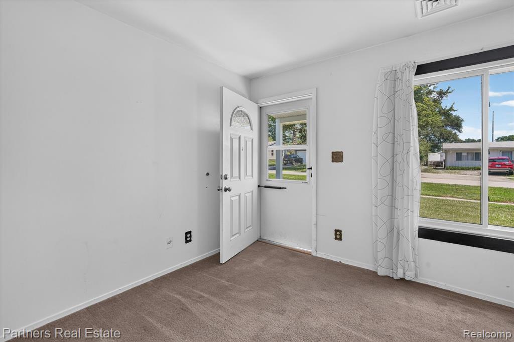 6134 Stephen, Brighton, MI 48116 — Photo 7