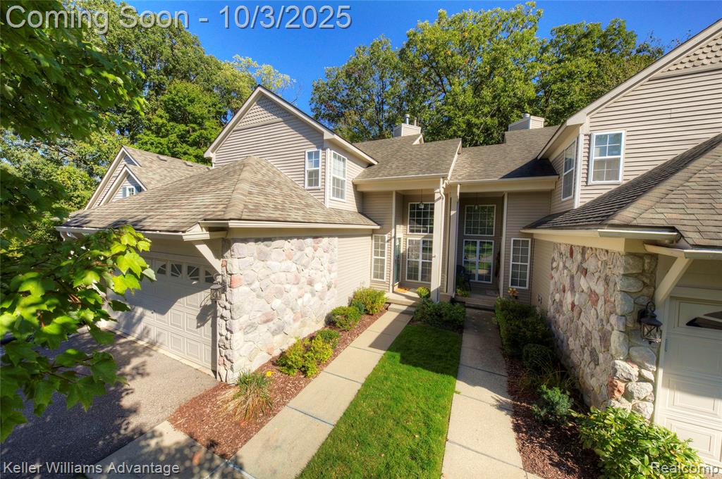 988 Calpernia, Wixom, MI 48393 — Photo 56