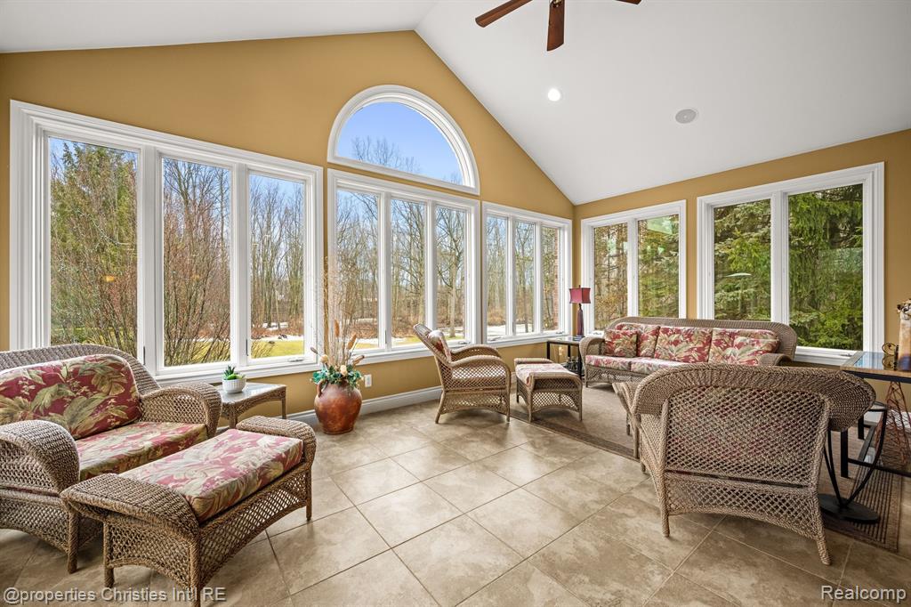 59801 E 8 MILE Road, South Lyon, MI 48178 — Photo 17