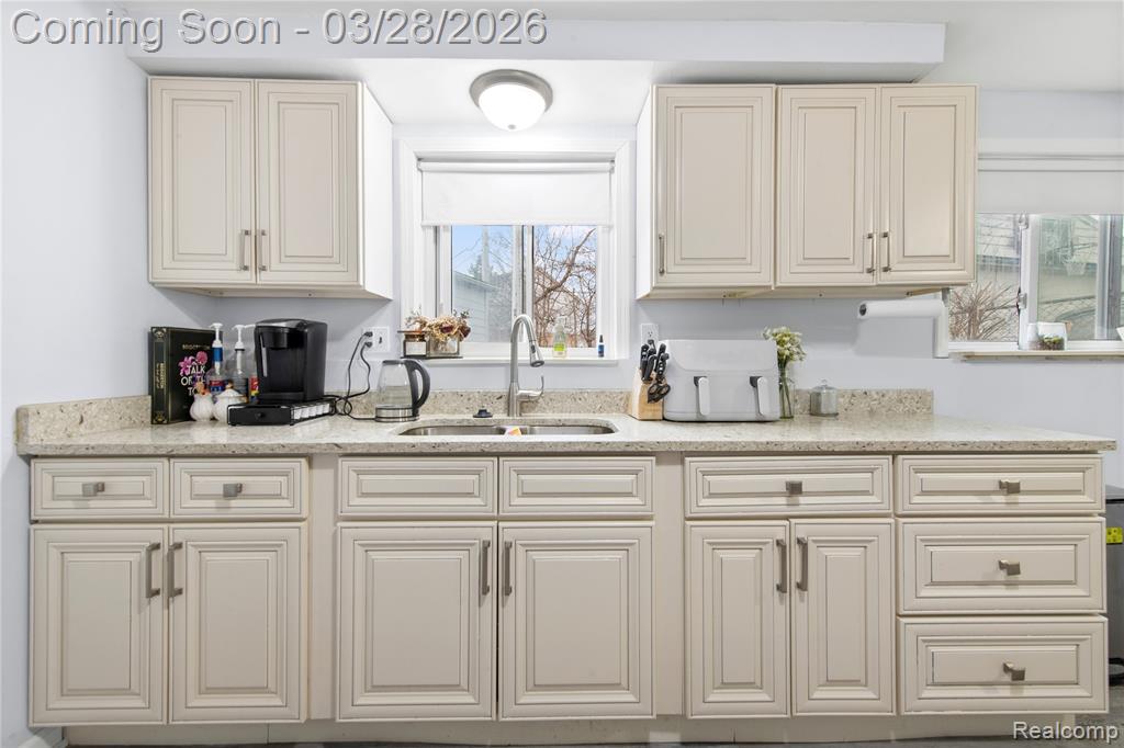 29540 Edward Drive, Inkster, MI 48141 — Photo 12