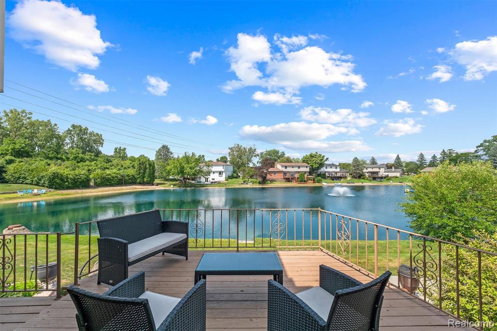 4041 TWIN LAKES Court, Shelby Twp, MI 48316 — Photo 44
