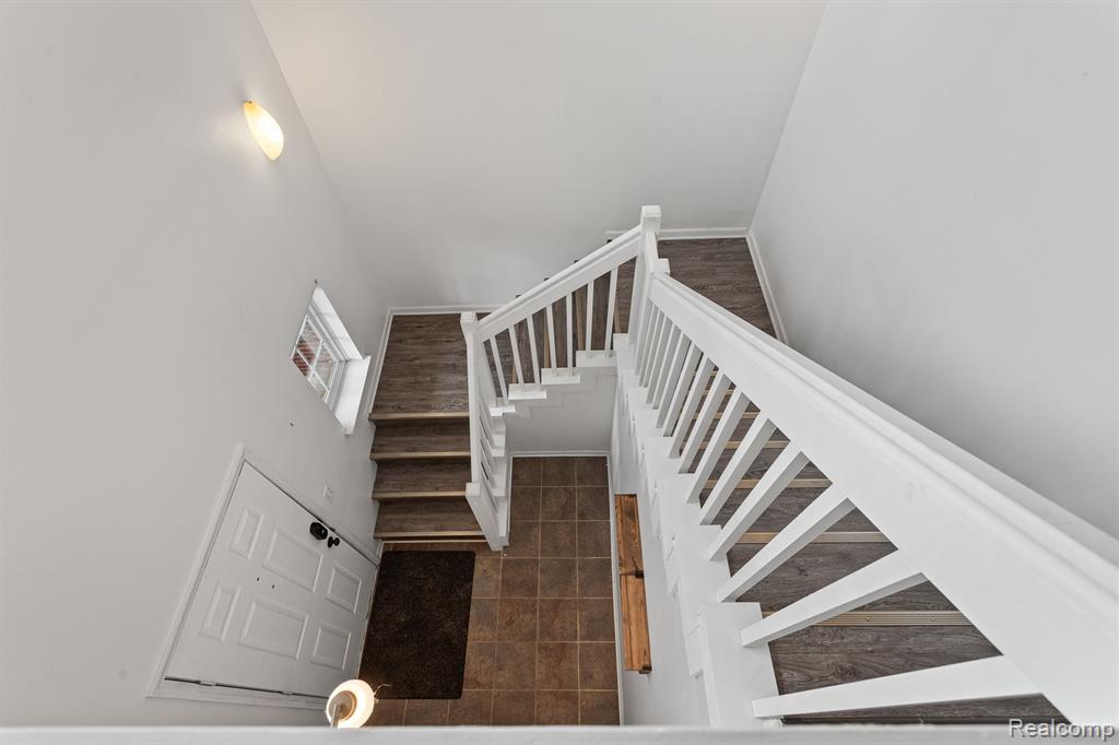 5529 TWIN OAKS Drive, Sterling Heights, MI 48314 — Photo 3