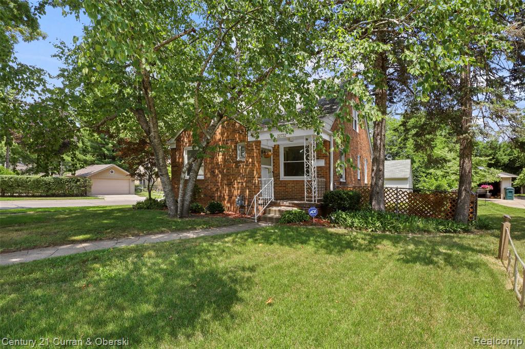 22732 Madison Street, Dearborn, MI 48124