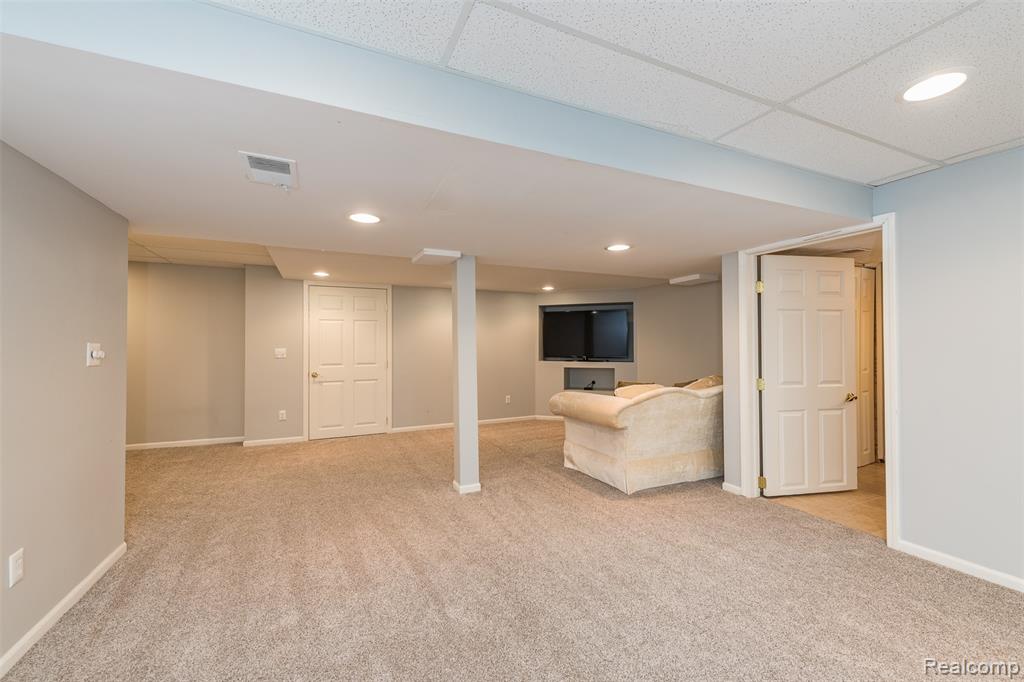 42986 Steepleview Street, Northville, MI — Photo 29