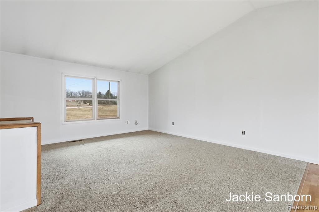 7069 N Moe Road, Middleville, MI 49333 — Photo 9