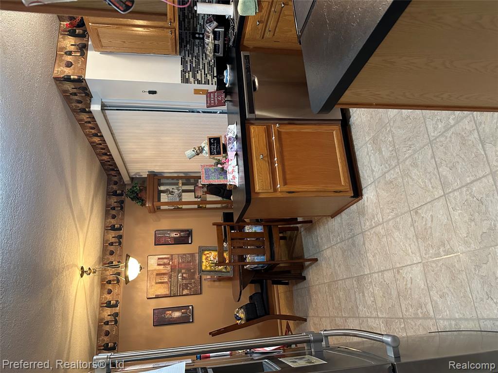 977 N Newburgh Road, Westland, MI — Photo 7