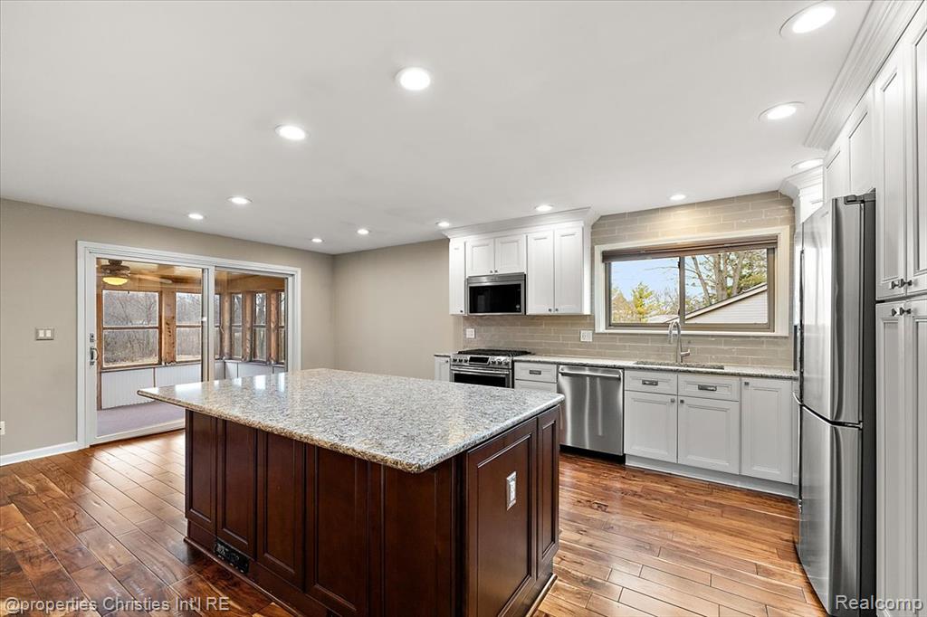 42610 Beechwood Drive, Canton, MI 48188 — Photo 21