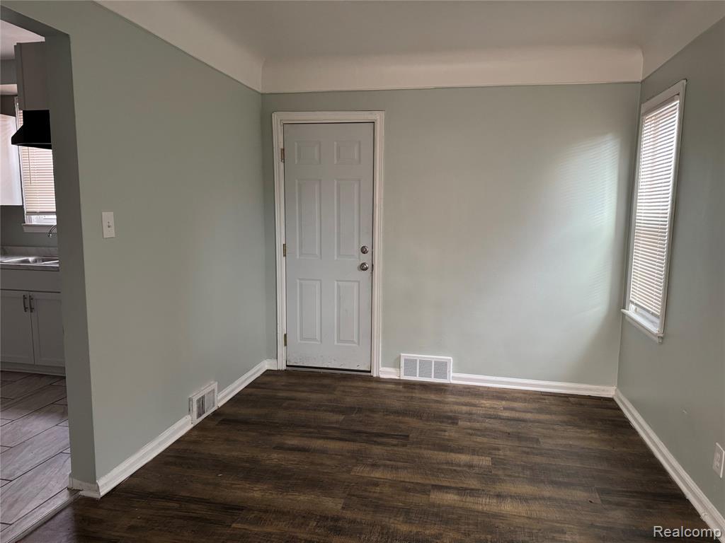 13693 Edmore Drive, Detroit, MI 48205 — Photo 6