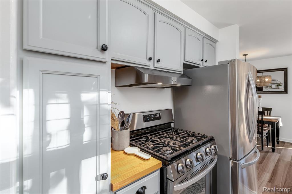 535 JAMAICA Drive, Troy, MI 48083 — Photo 12