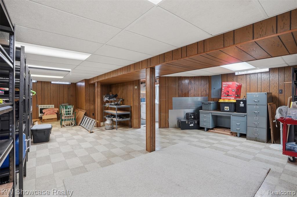 31167 Maplewood Street, Garden City, MI — Photo 16