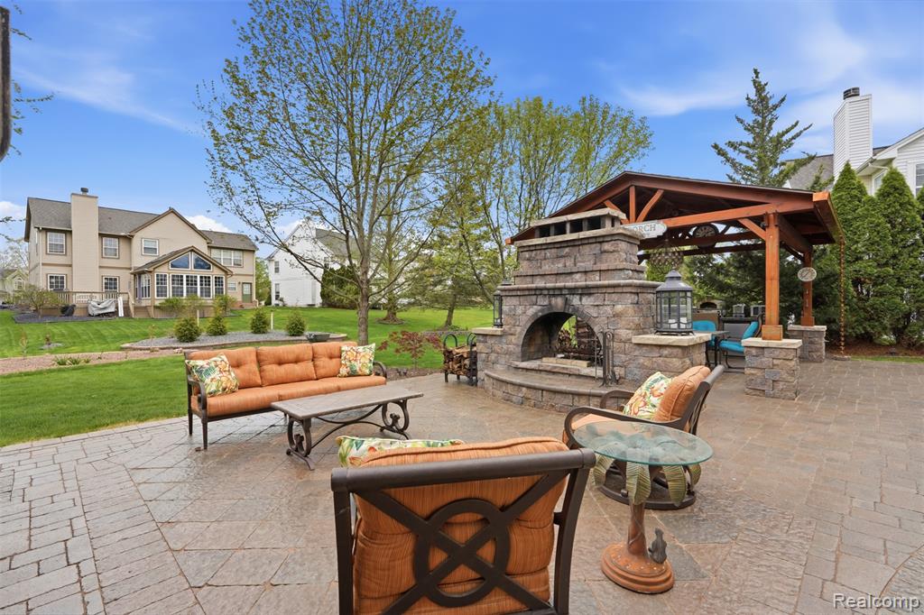 1054 Colt Lane, South Lyon, MI 48178 — Photo 24