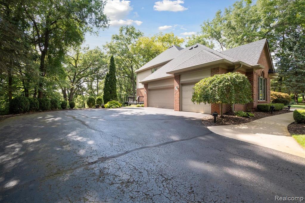 4278 DOMINION Boulevard, Brighton, MI 48114 — Photo 45