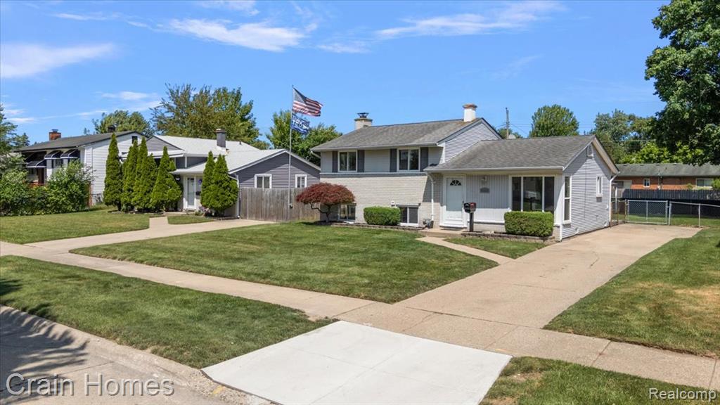 39648 Parklawn Drive, Sterling Heights, MI 48313 — Photo 9