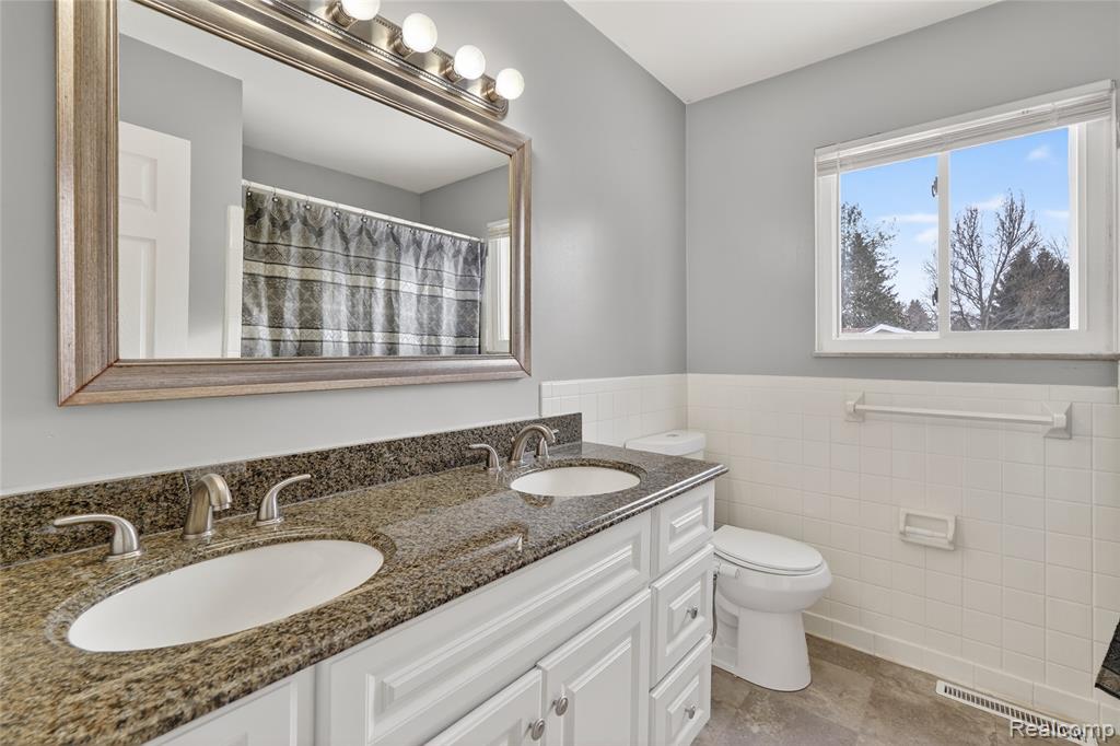 4199 Sheraton Drive, Flint, MI 48532 — Photo 23