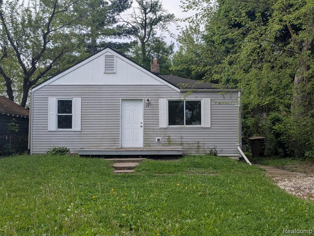54 E PRINCETON Avenue, Pontiac, MI 48340 — front exterior