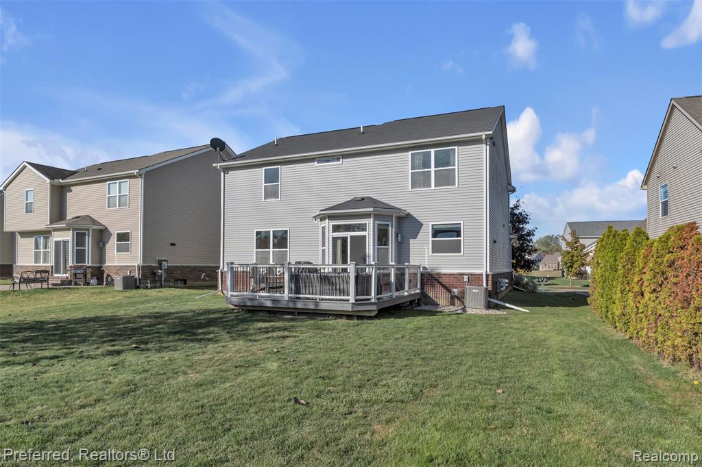 28430 Oakmonte Circle E, New Hudson, MI 48165 — Photo 63