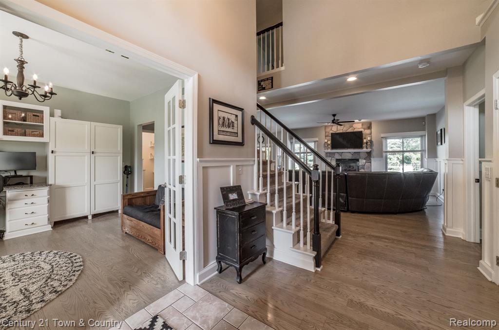 914 SHREWSBURY Drive, Clarkston, MI 48348 — Photo 4