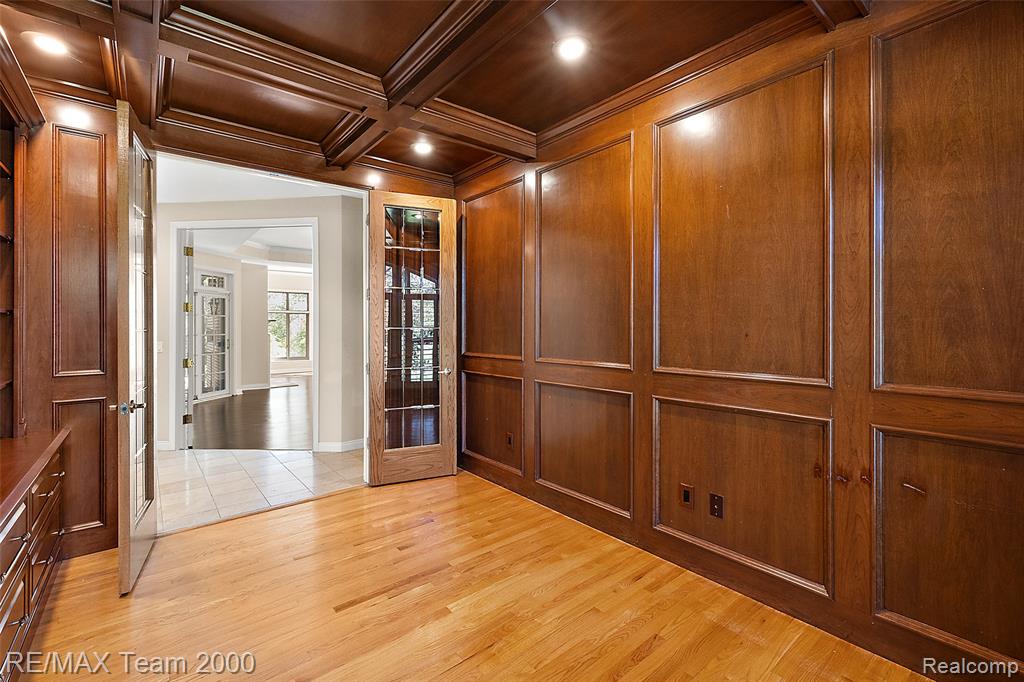 630 Sheldon Court, Rochester, MI 48306 — Photo 50