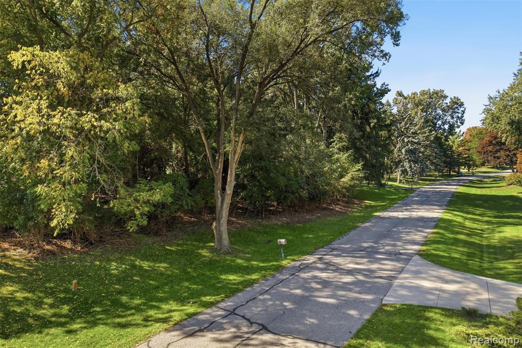 0 Galway Drive, Northville, MI 48167