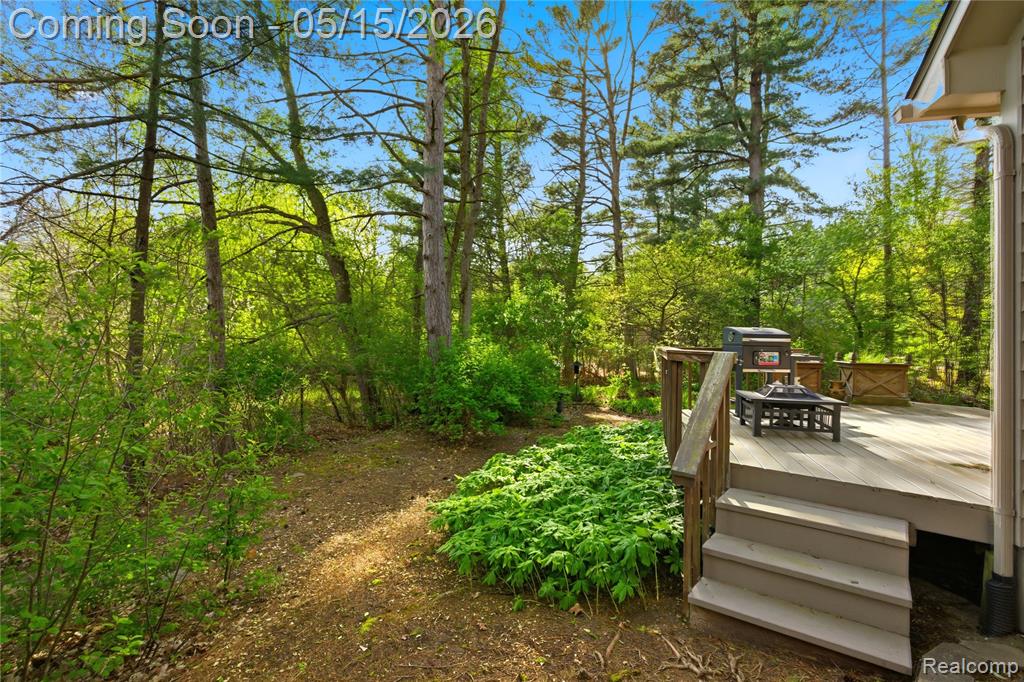 6432 Pinebrook Lane, Burton, MI 48509 — Photo 45