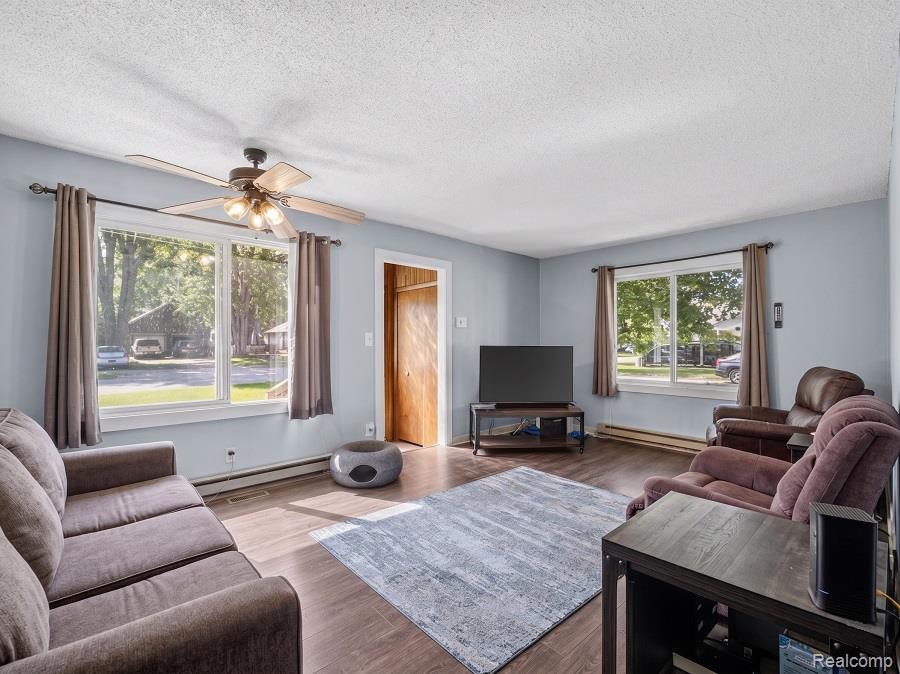 706 N Ionia Street, Gladwin, MI 48624 — Photo 12