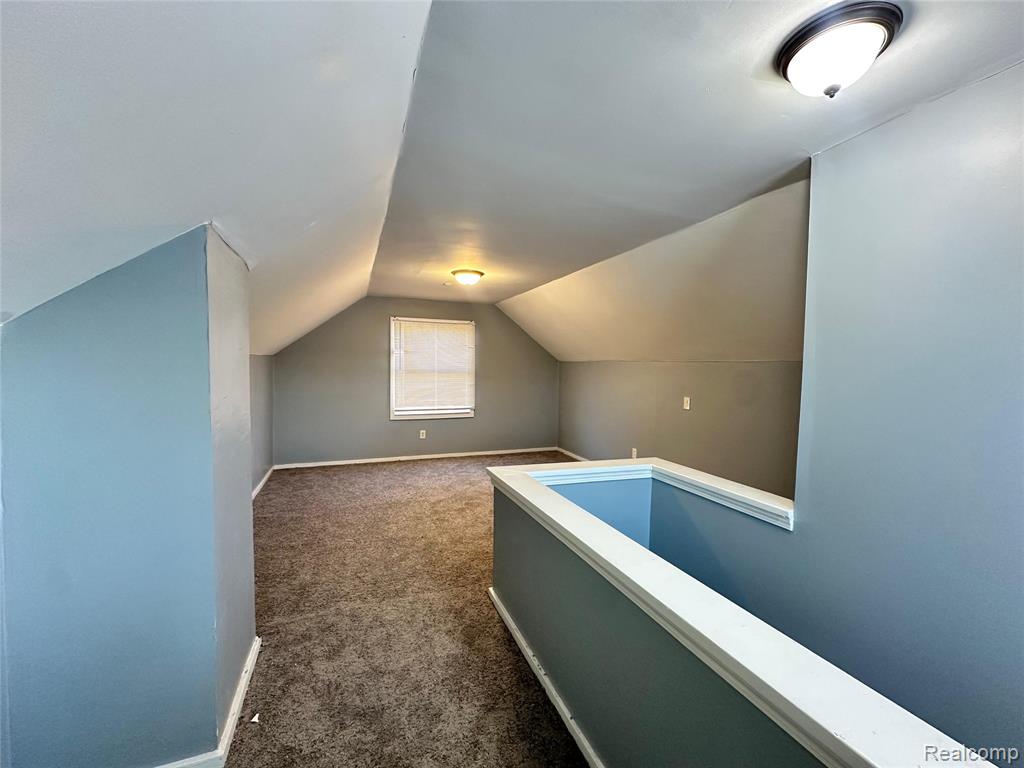 8685 Vaughan Street, Detroit, MI 48228 — Photo 15