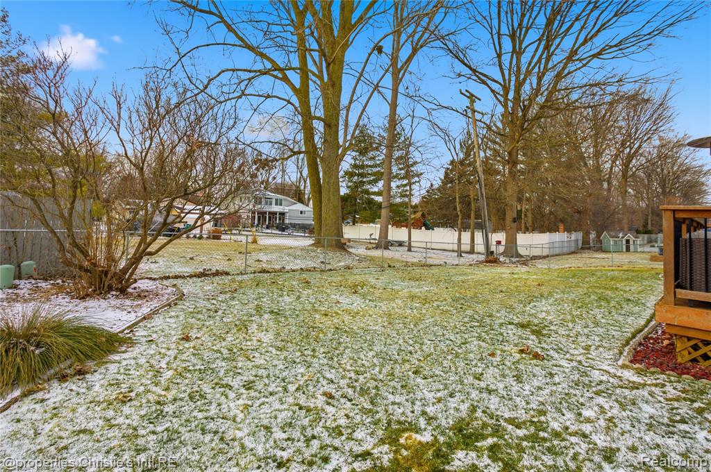 39663 Southpointe Avenue, Harrison Township, MI — Photo 50