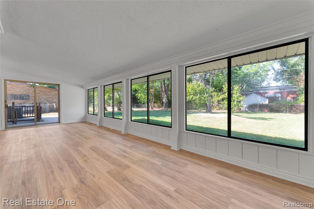 45467 Sterritt Street, Utica, MI 48317 — Photo 6