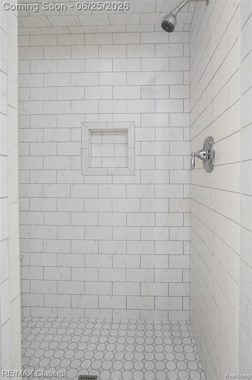 7439 Millwood, West Bloomfield, MI — Photo 28