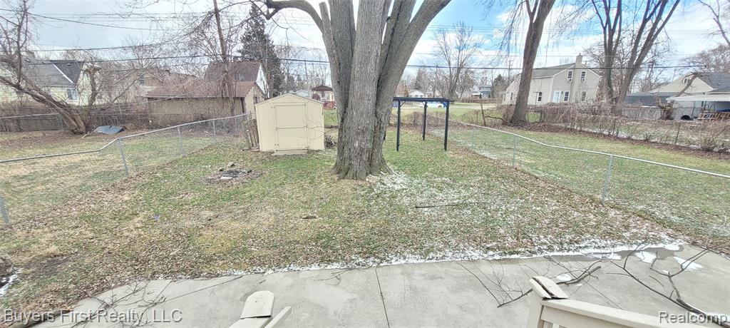 7052 Meadow Avenue, Warren, MI 48091 — Photo 23