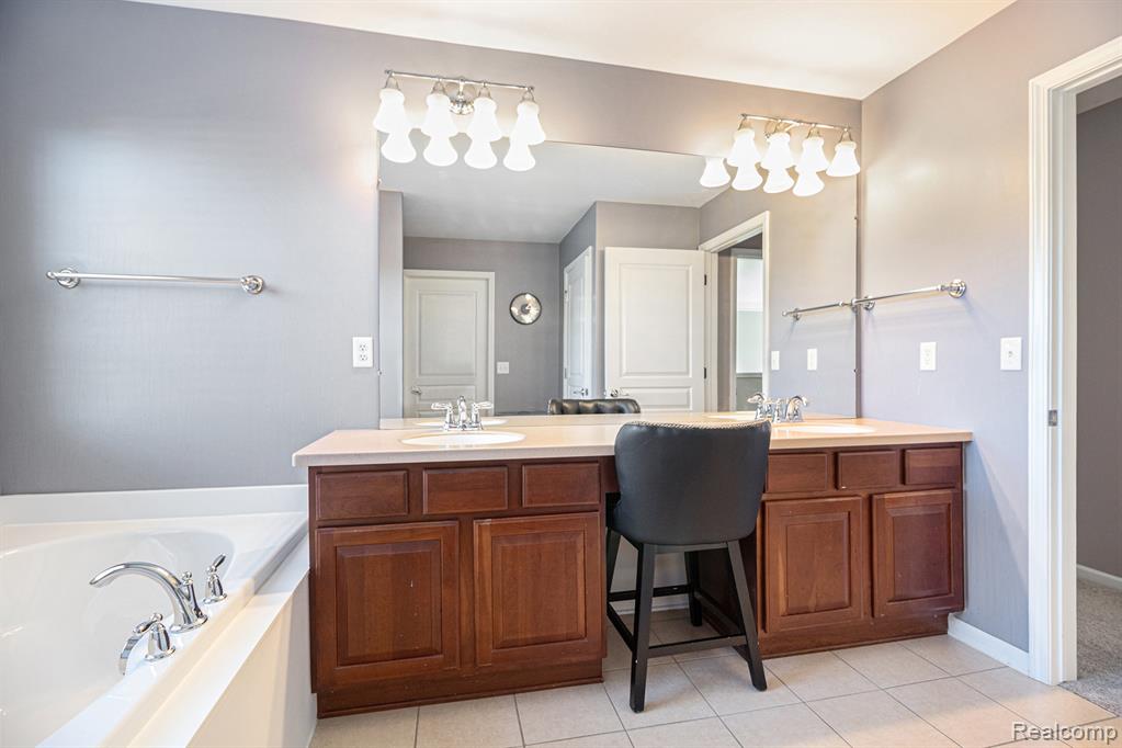 2418 Premier Lane, Canton, MI 48188 — Photo 19