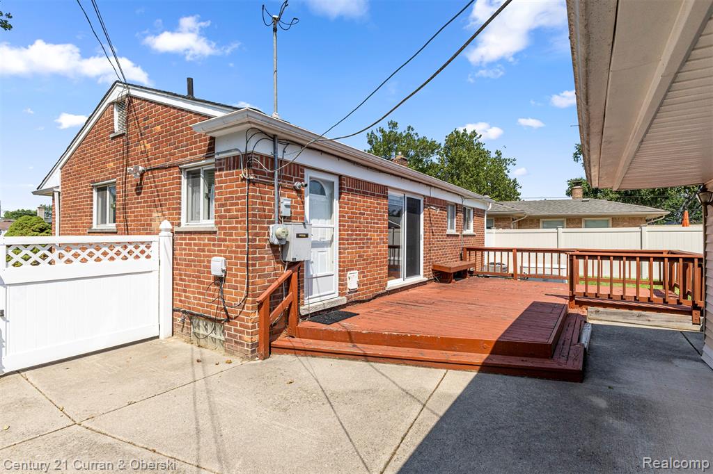 6106 N Charlesworth Street, Dearborn Heights, MI 48127 — Photo 32