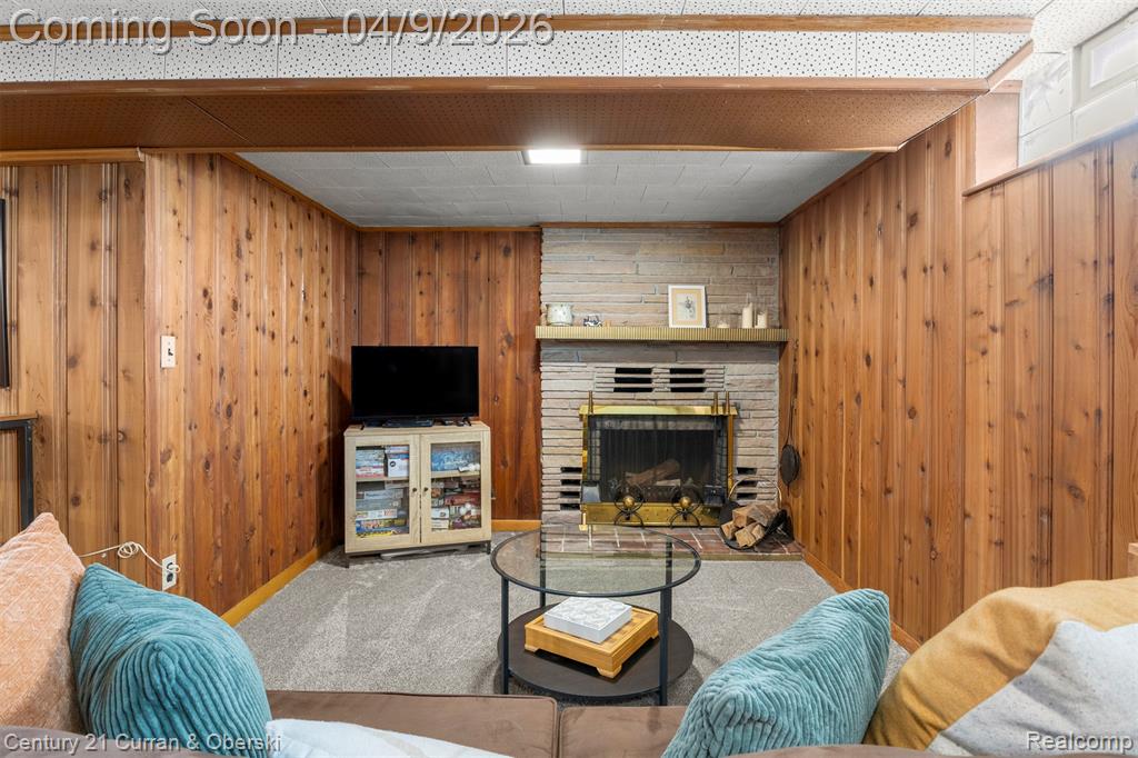 401 Walnut Avenue, Royal Oak, MI 48073 — Photo 42