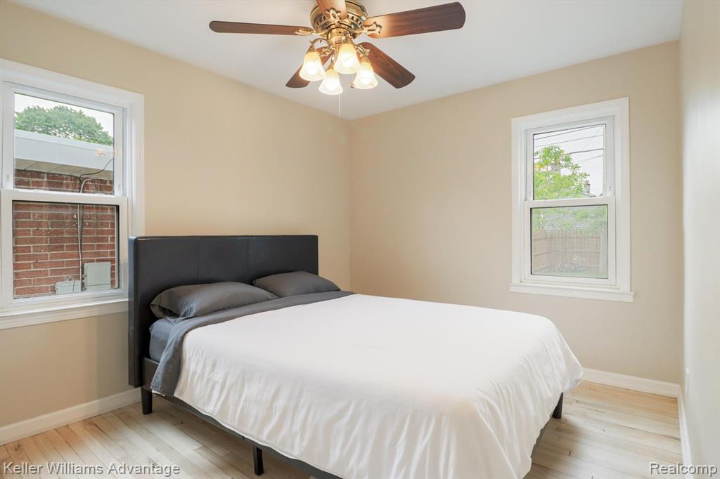 434 E WOODWARD HEIGHTS Boulevard, Hazel Park, MI 48030 — Photo 16