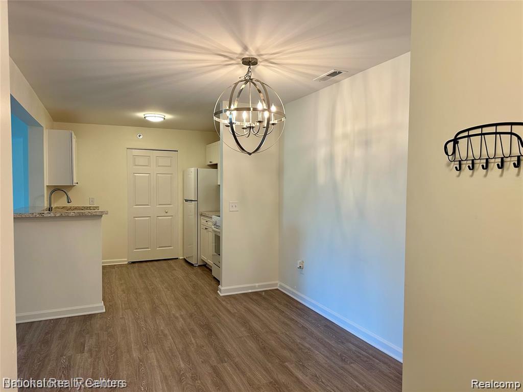 14301 Pinehurst Lane, Grand Blanc, MI 48439 — Photo 6