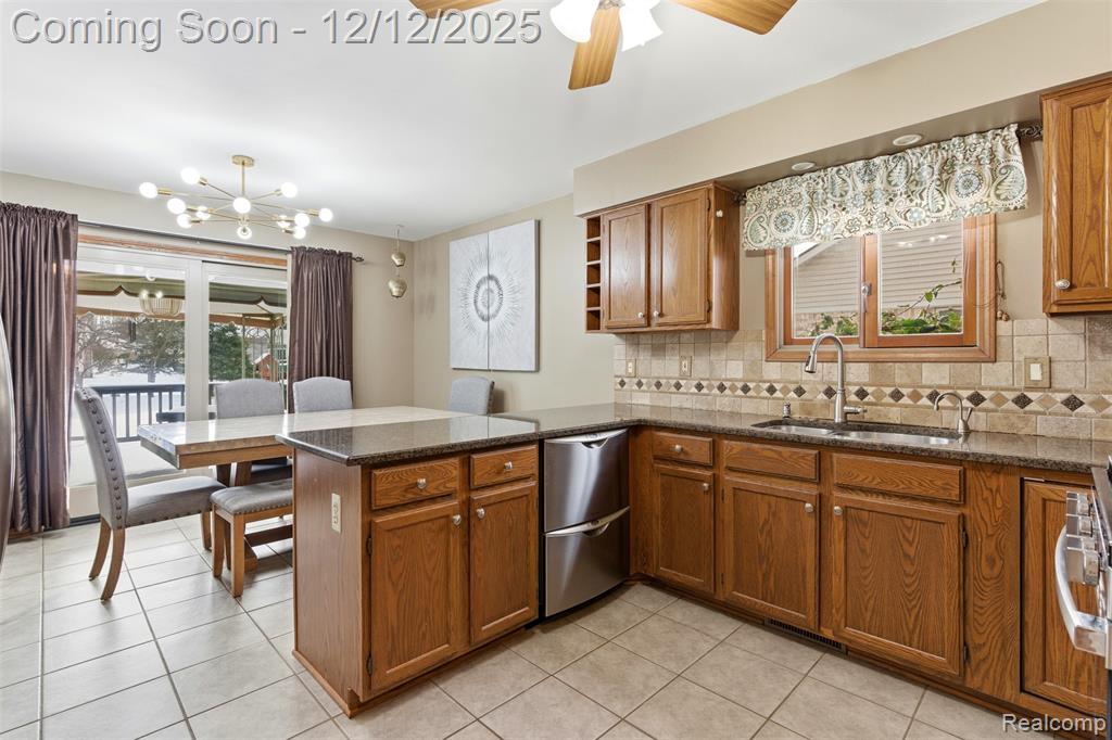 40051 Finley Drive, Canton, MI 48188 — Photo 17