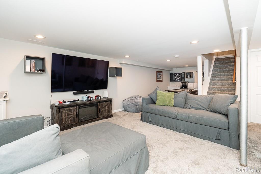 1847 Lyster Lane, Troy, MI 48085 — Photo 43