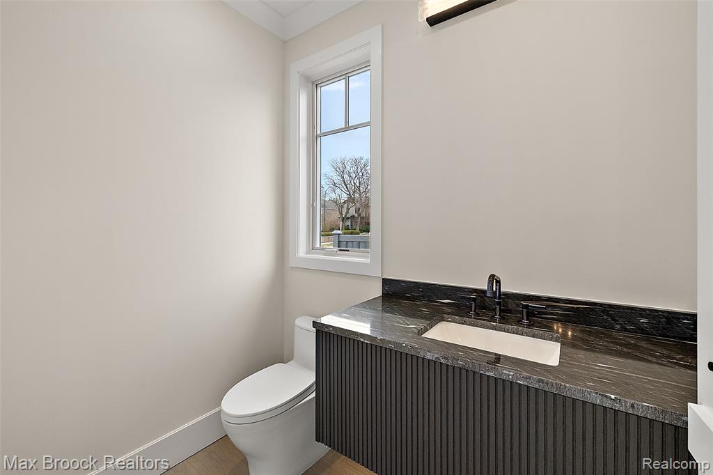 535 Henrietta Street, Birmingham, MI 48009 — Photo 15