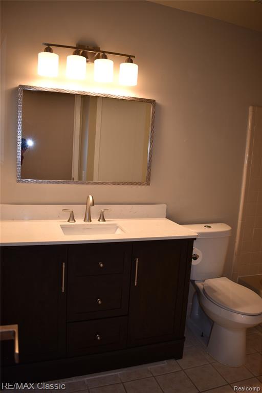 7901 Lawrence, West Bloomfield, MI — Photo 21